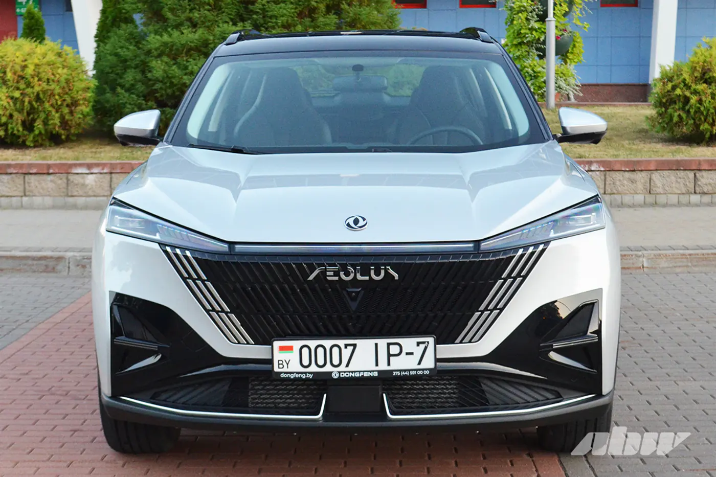 Кроссовер Dongfeng Mage: знакомимся поближе