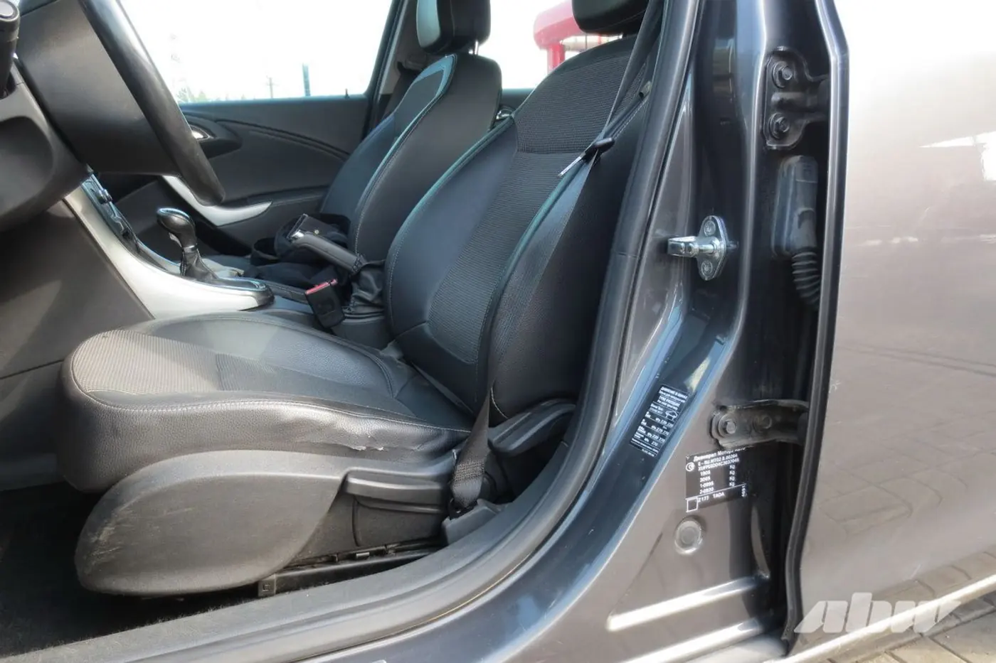 Opel_Astra_место_водителя