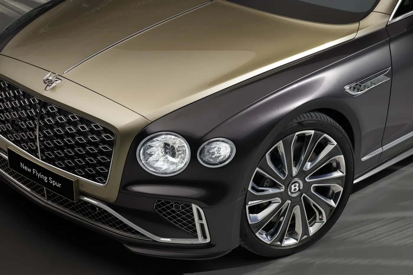 Bentley Continental GT и Flying Spur: теперь и в богатом исполнении Mulliner