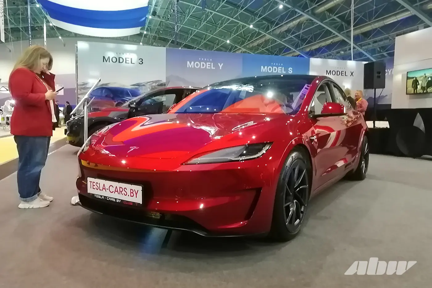 Горячее не бывает: премьера Tesla Model 3 Performance в Беларуси