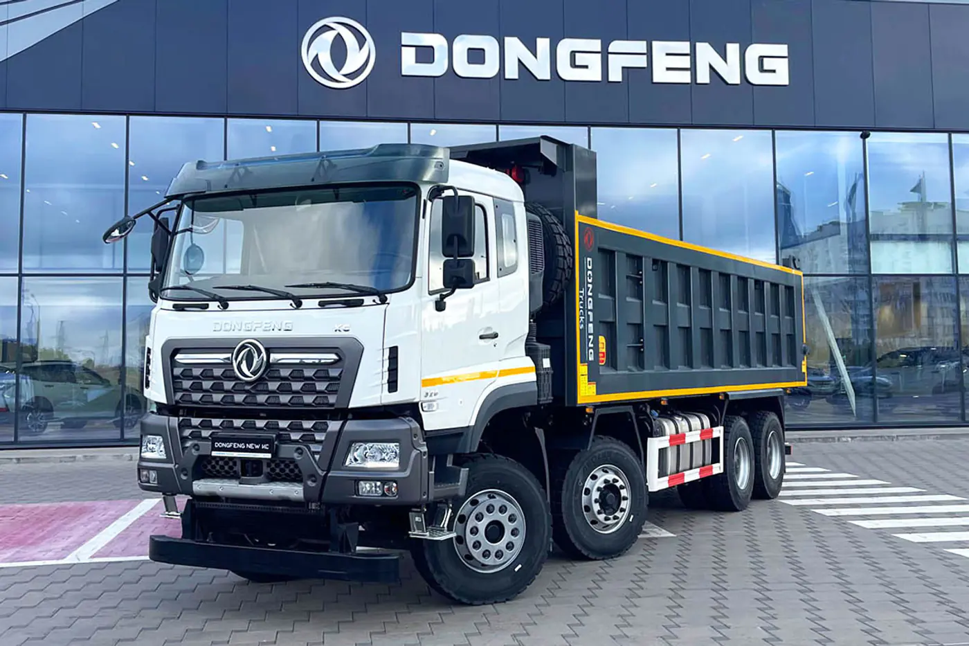 Первые самосвалы Dongfeng KC New прибыли в Беларусь