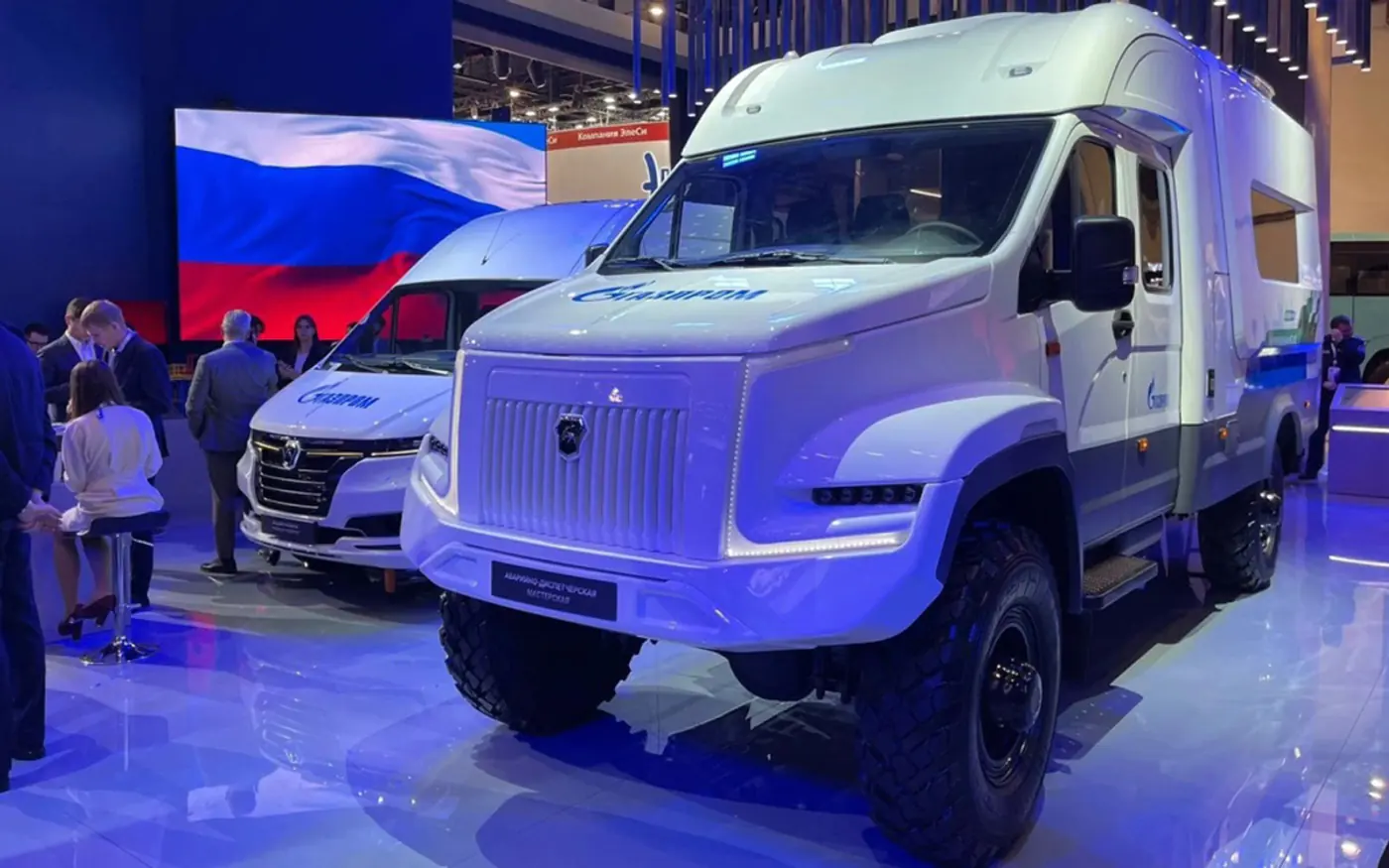 В России показали авто для газовщиков: это новые «Газель» и «Садко Next»