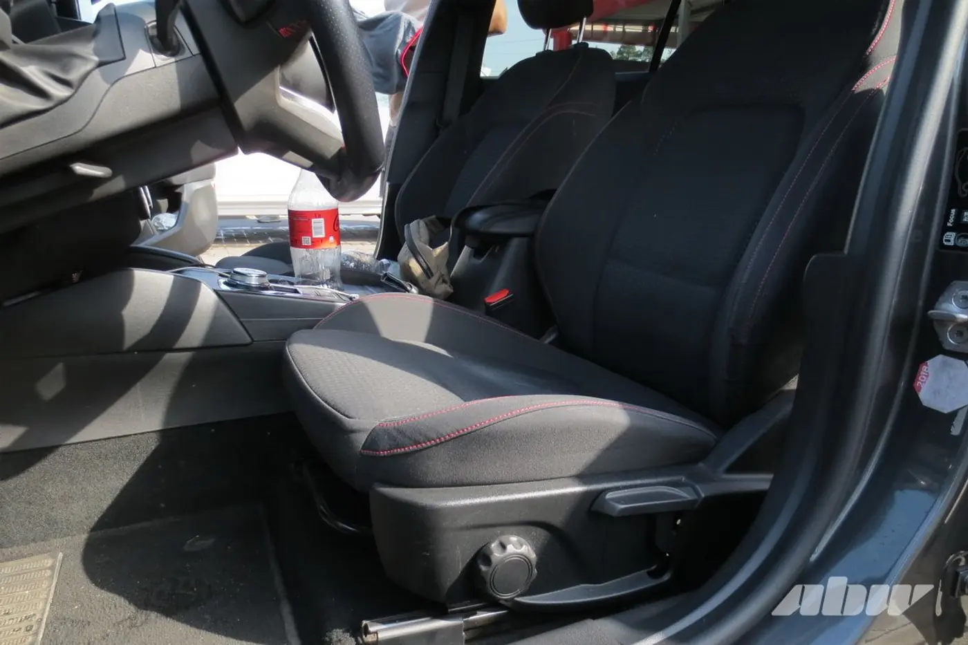 Ford_Focus_место_водителя