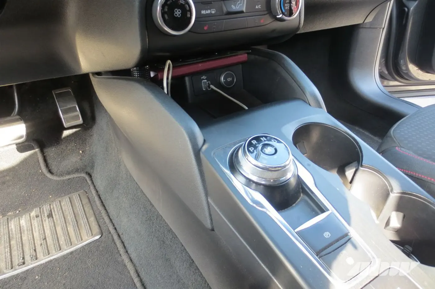 Ford_Focus_селектор_АКП