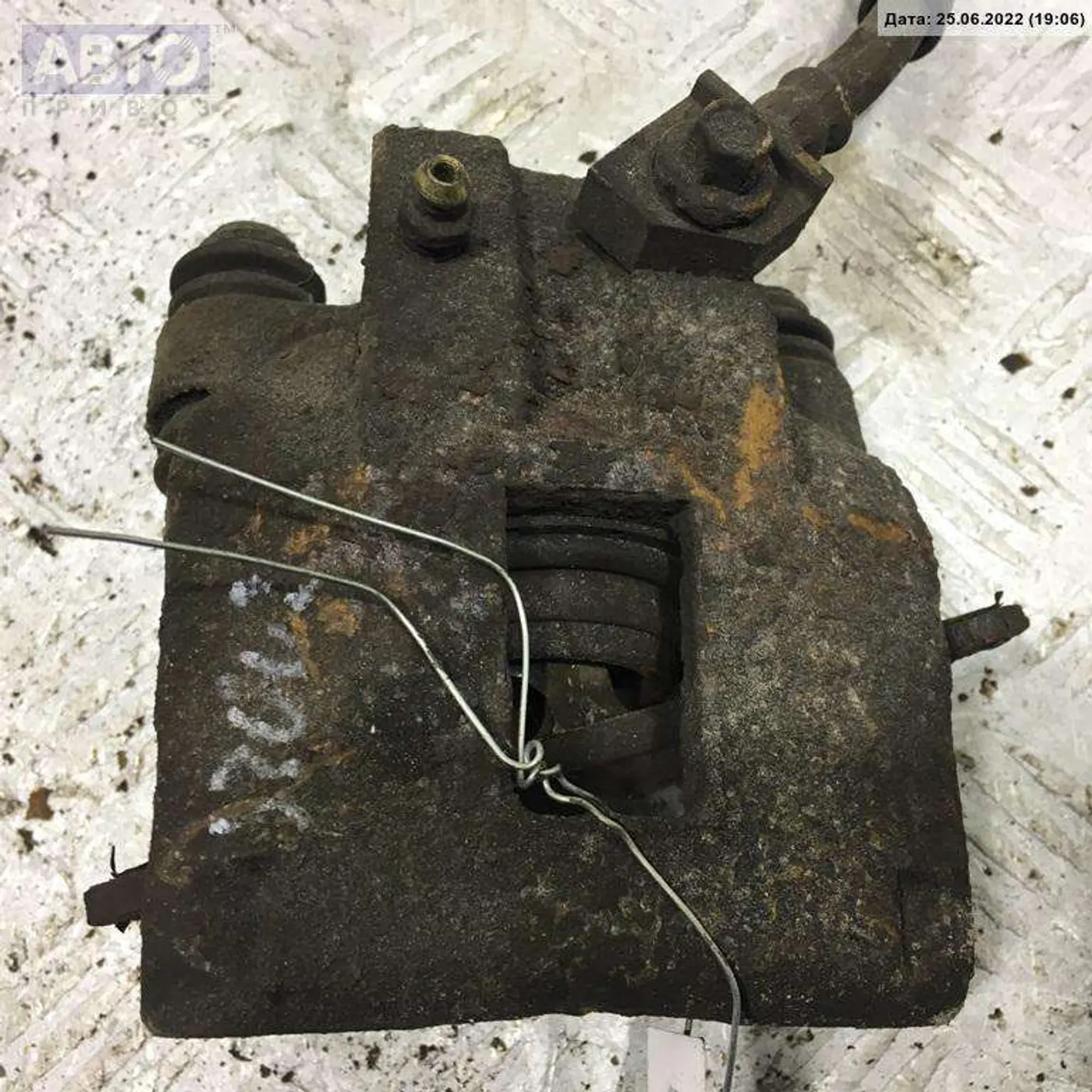 Суппорт к Ford Windstar 2000