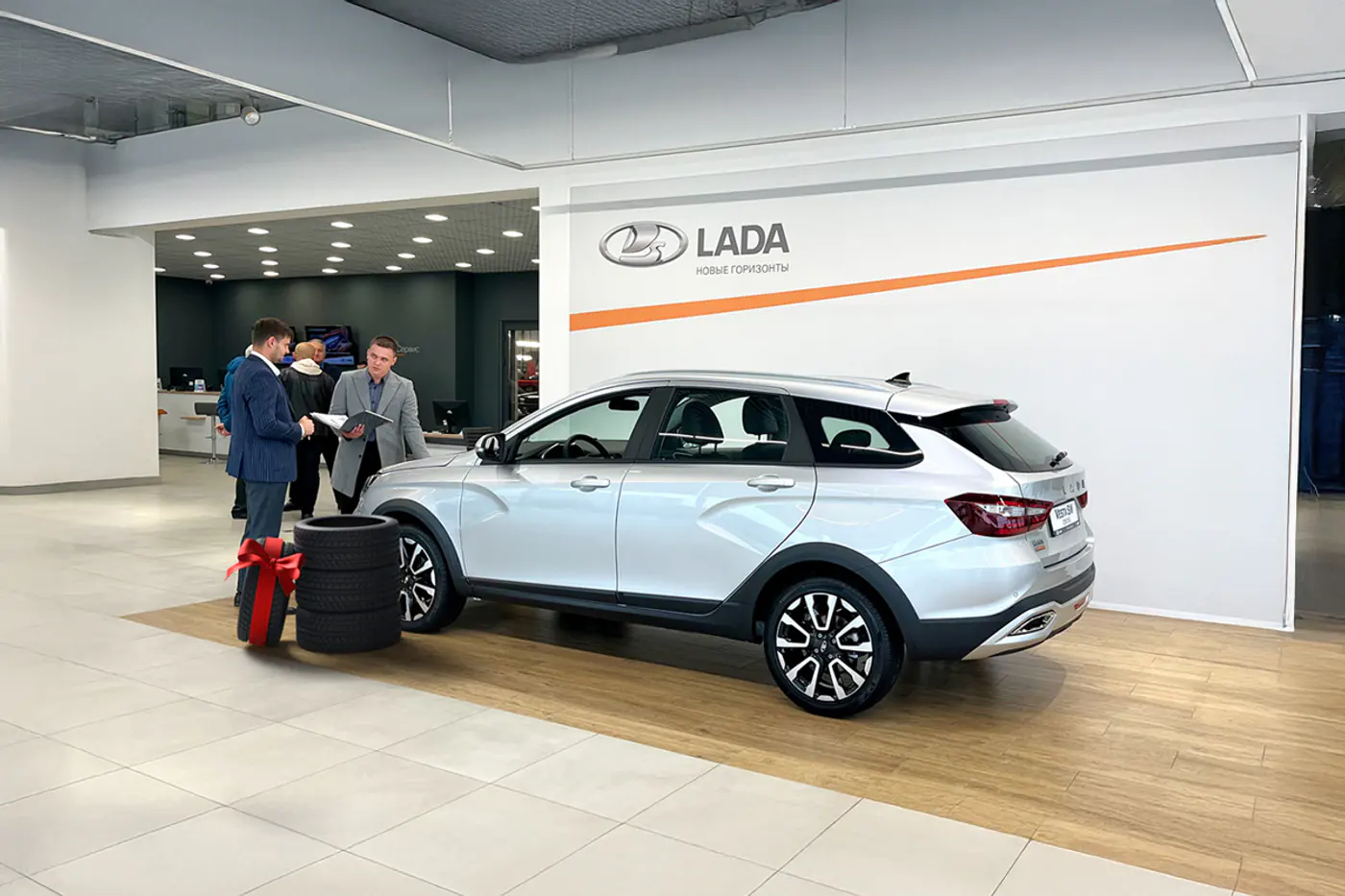 LADA начала масштабную распродажу всех моделей! Комплект зимней резины – каждому и не только. Успейте