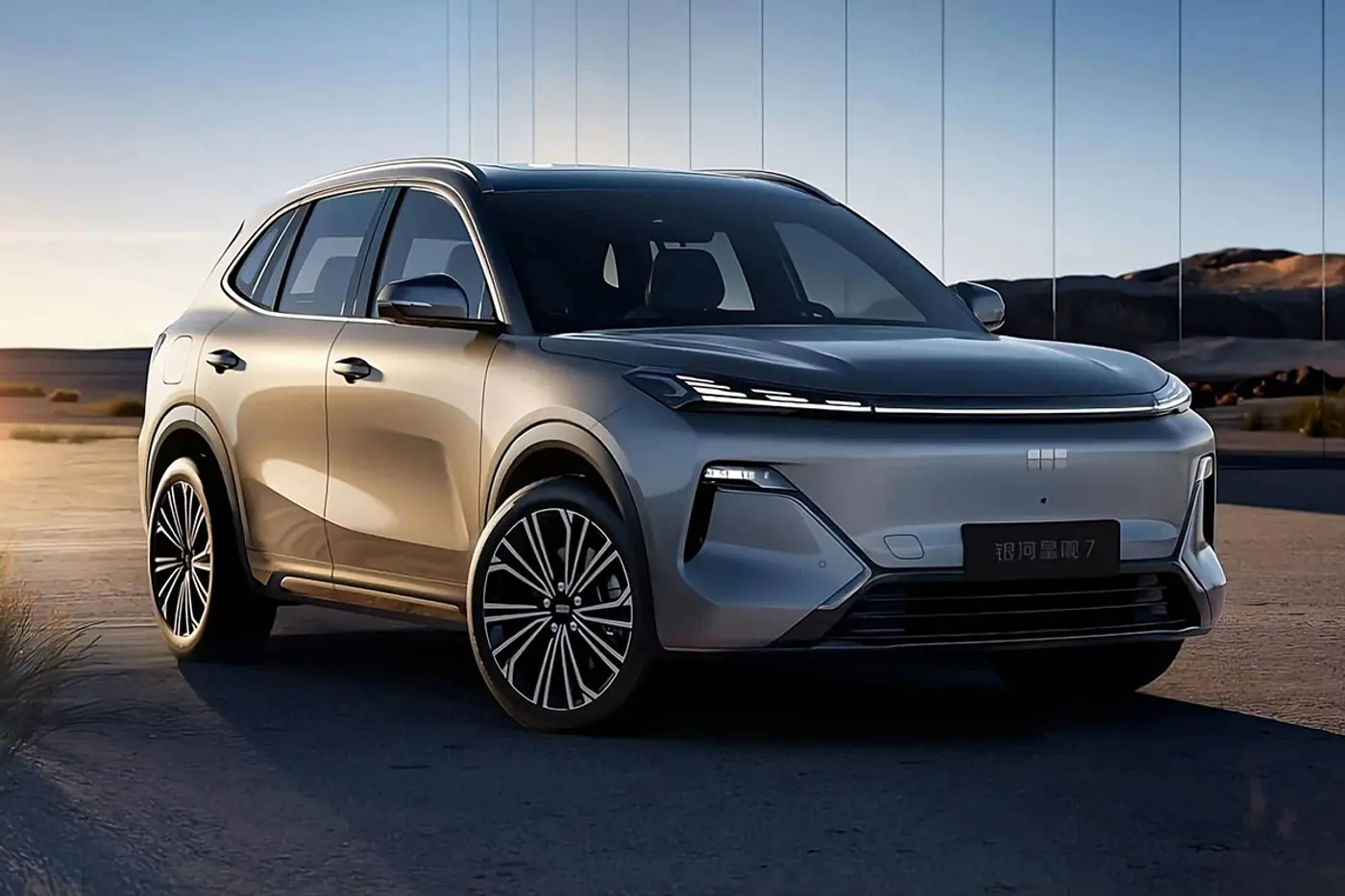 Geely Galaxy Starship 7: появились первые официальные фото