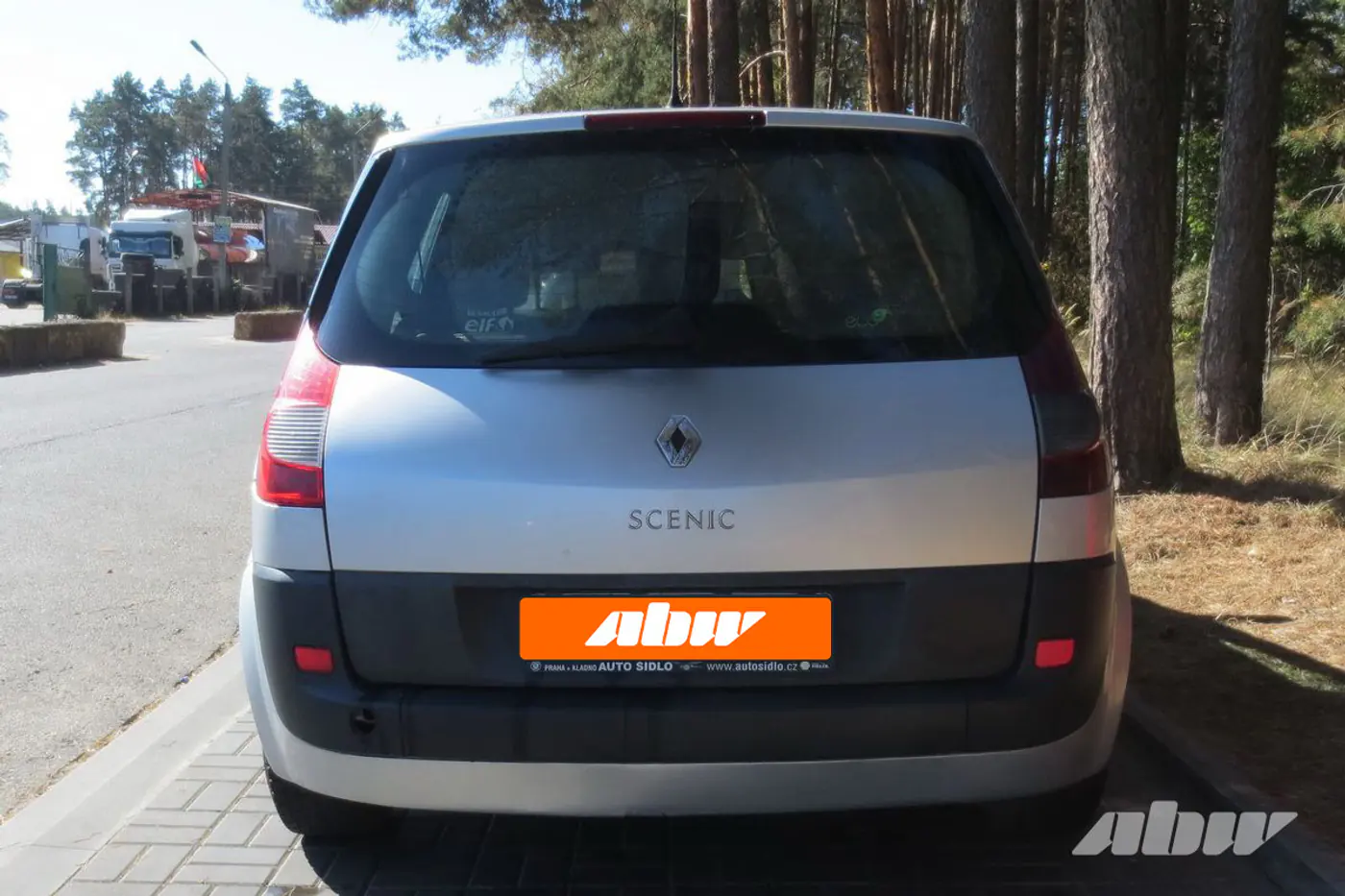 Renault_Scenic_сзади
