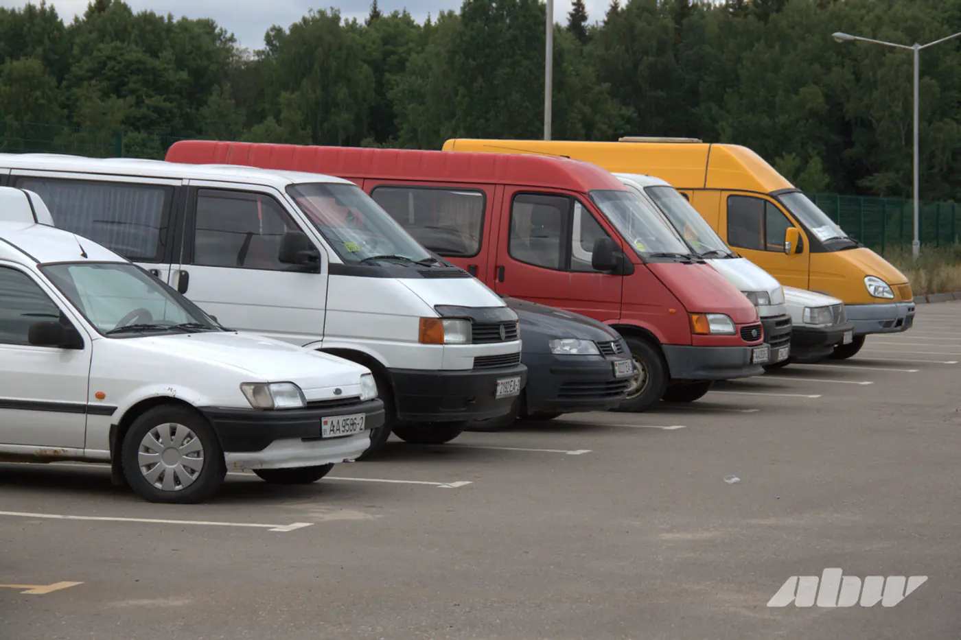 400 км в день по городу и 500 рублей на топливо в месяц: белорусы – о пробегах и расходах