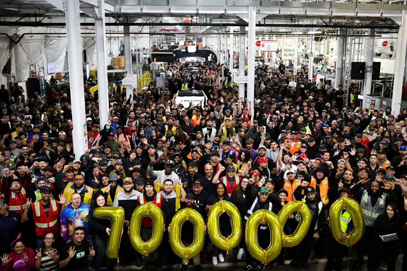 Tesla отпраздновала выпуск семимиллионного электромобиля