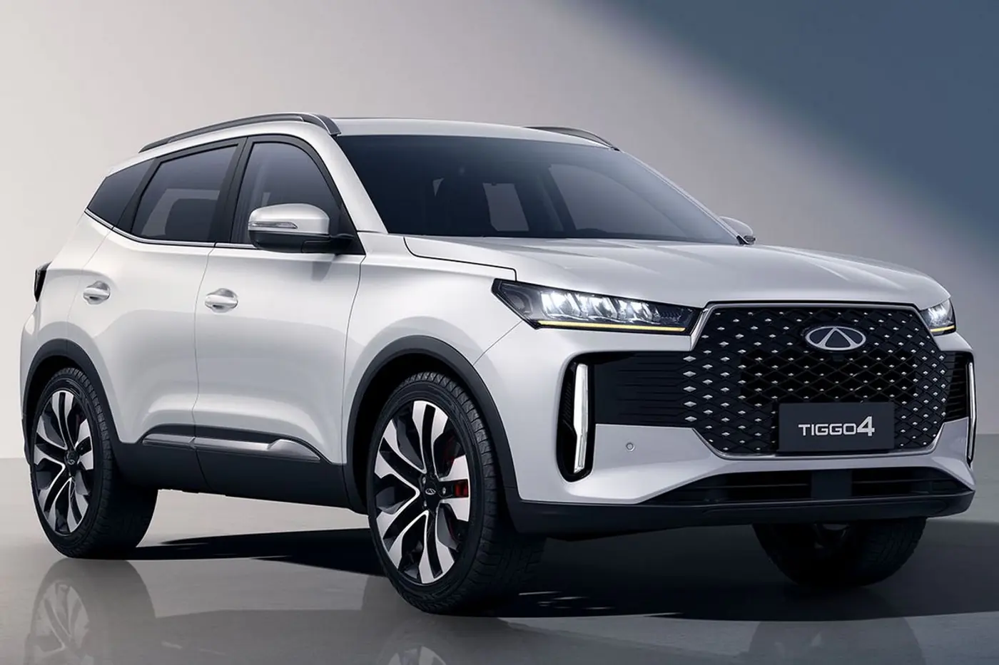 На подходе обновленный кроссовер Chery Tiggo 4