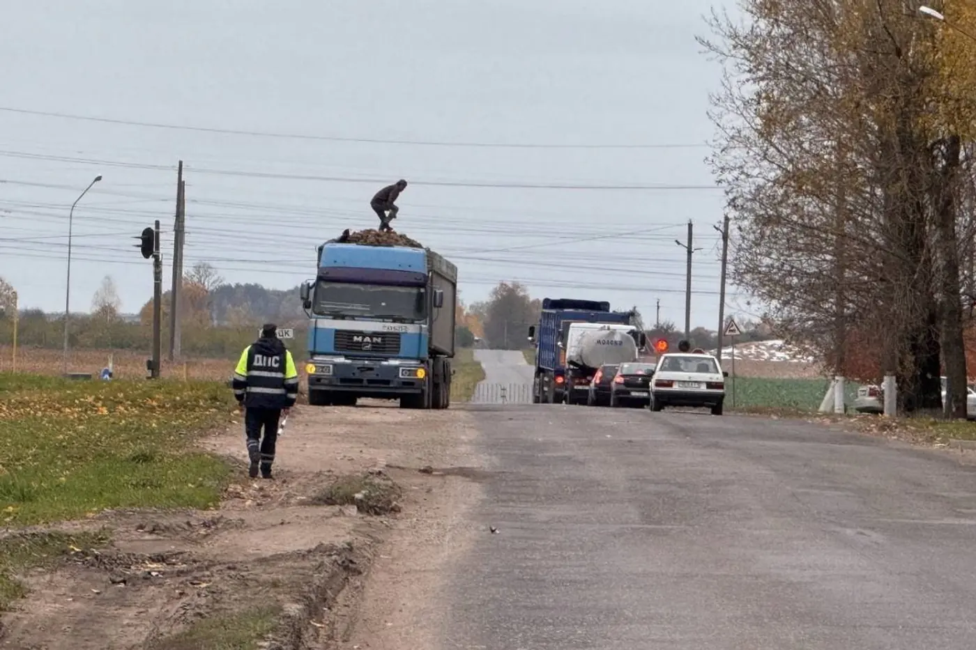Осторожно, свекла! ГАИ и транспортники провели рейд