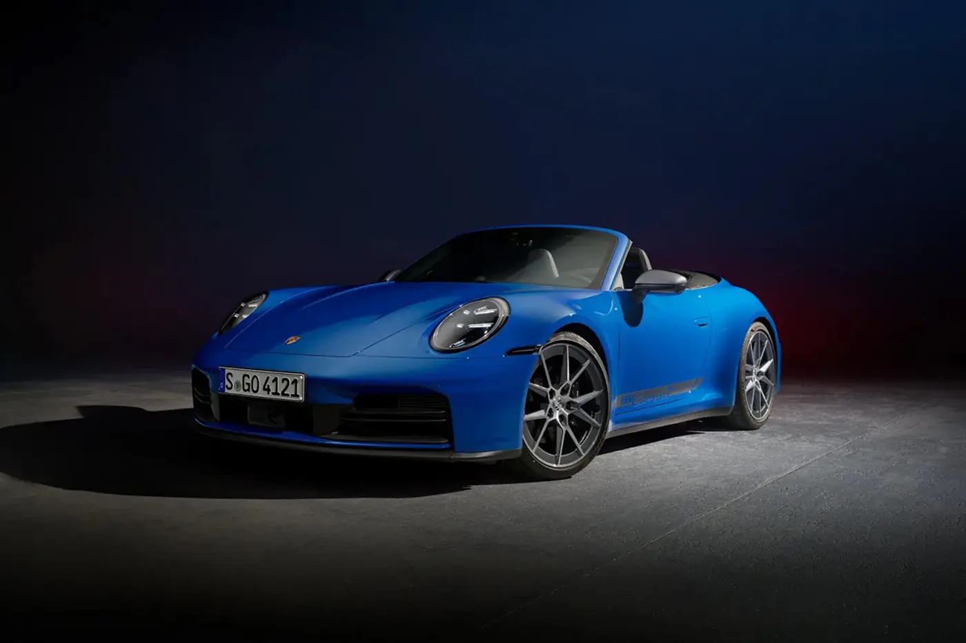 Теперь и кабриолет: Porsche 911 Carrera T преобразился
