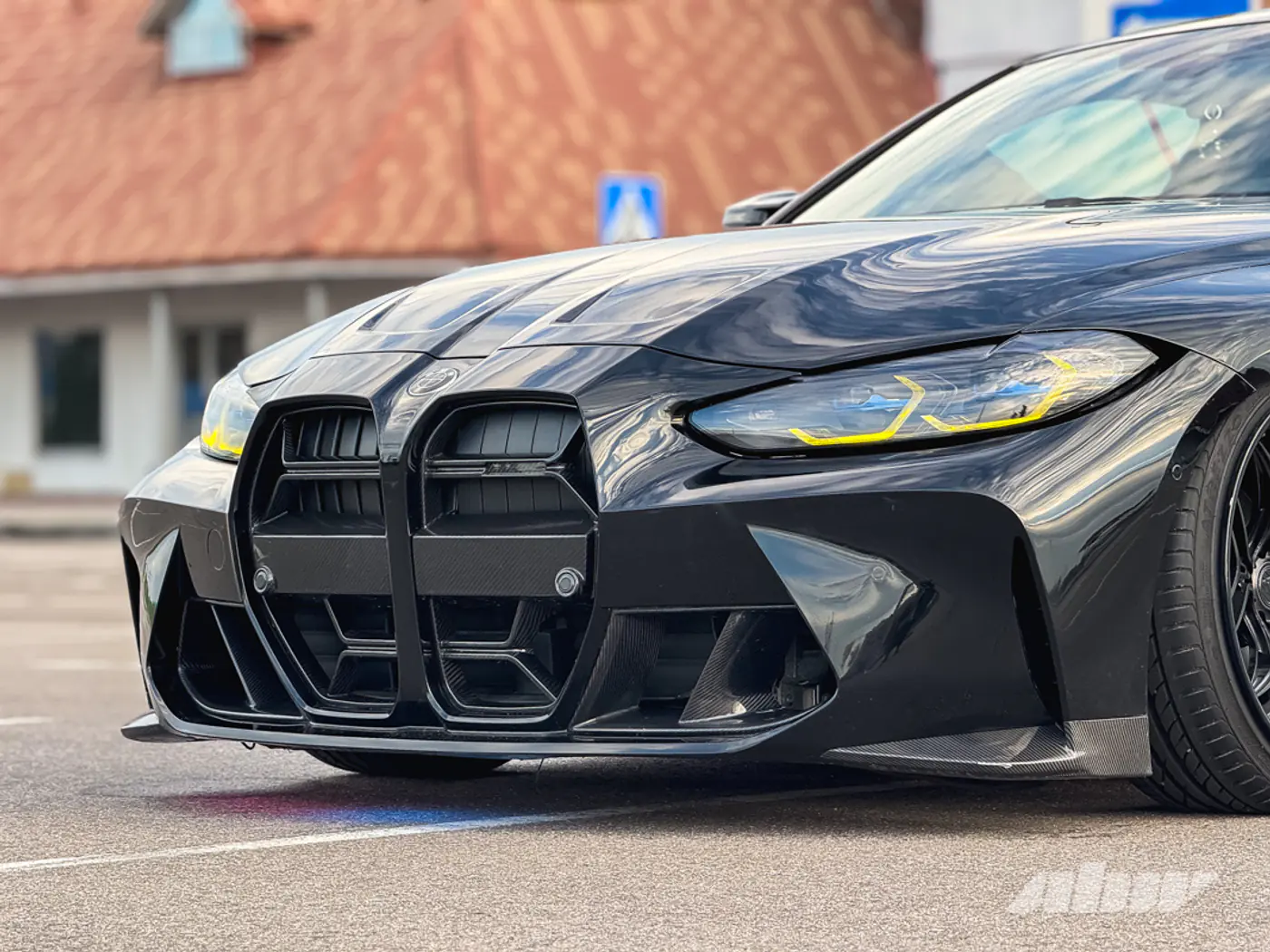 «Удивлен качеством китайского обвеса»: Андрей и его стенс-BMW