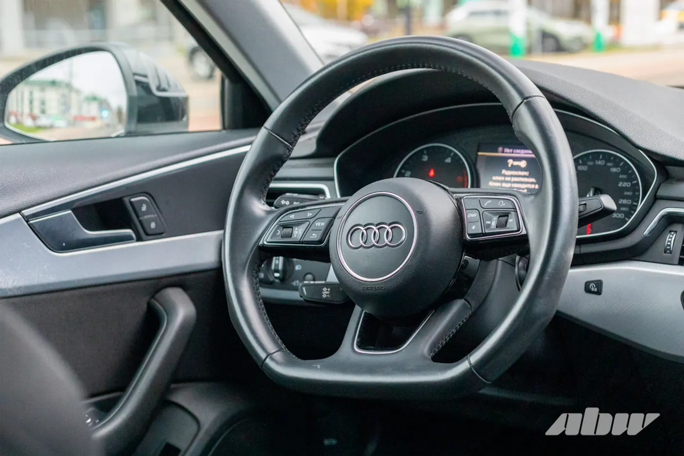 «За рулем этой машины не устаешь». Мнение владельца Audi A4