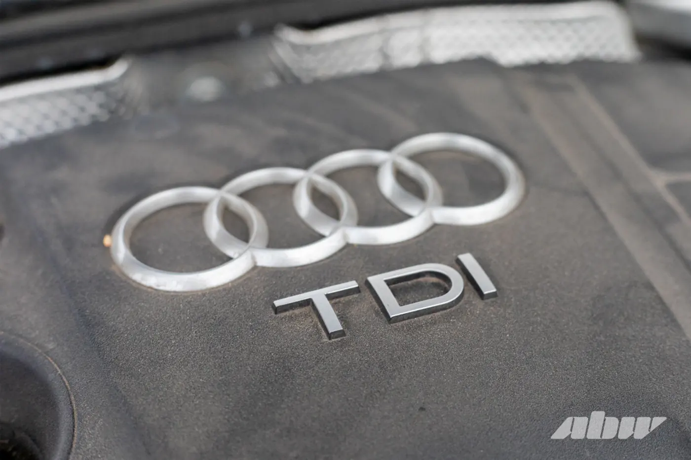 «За рулем этой машины не устаешь». Мнение владельца Audi A4