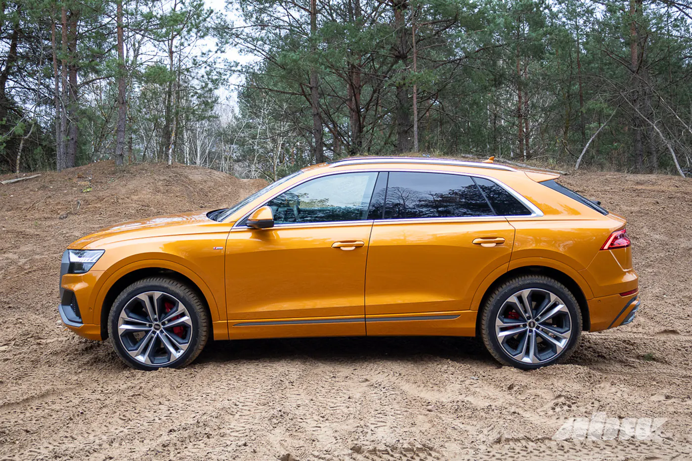 Вспоминаем настоящий премиум: тест-драйв Audi Q8