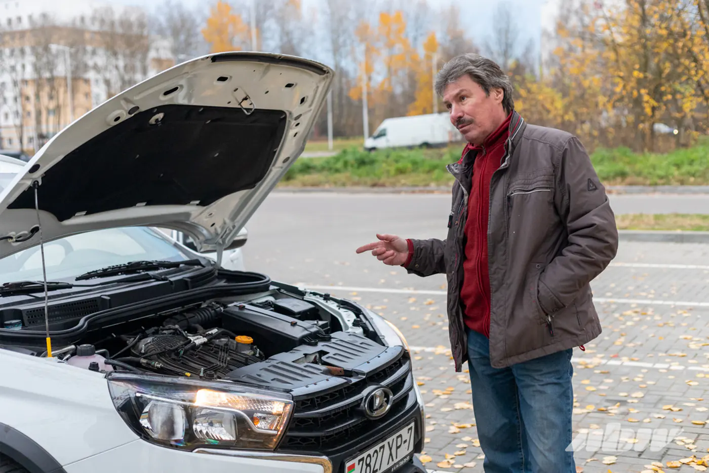 «Мы приехали «просто посмотреть»: история покупки почти новой Lada Vesta SW Cross