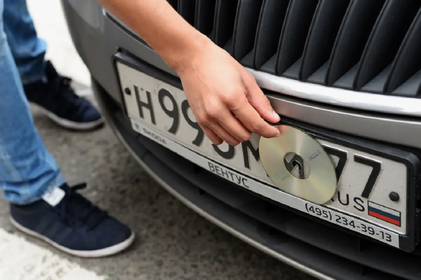 Спрятать не получится: чем грозит скрытие автомобильных номеров