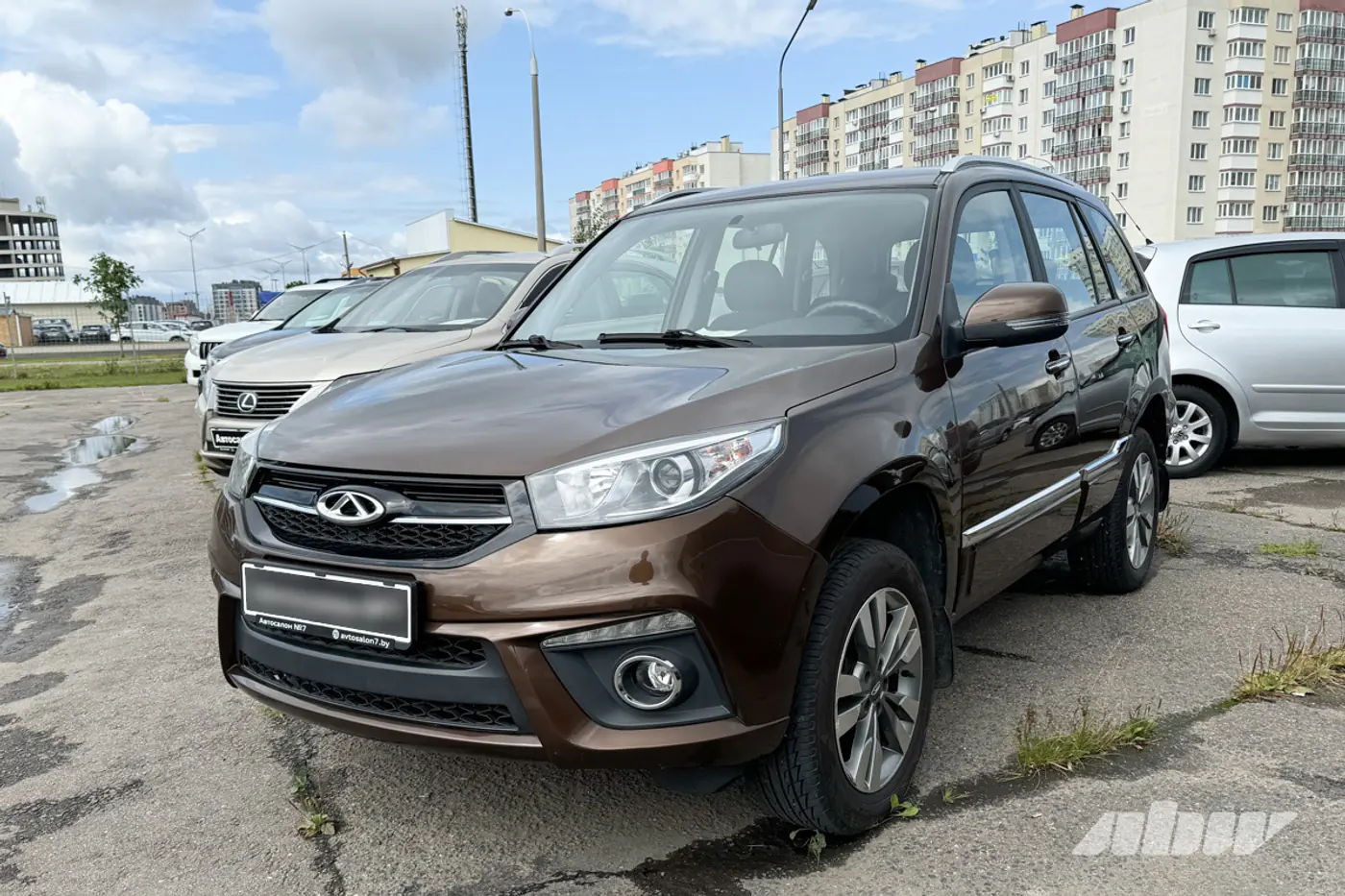 Иногда дороже новых: почем продают «китайцев» с пробегом