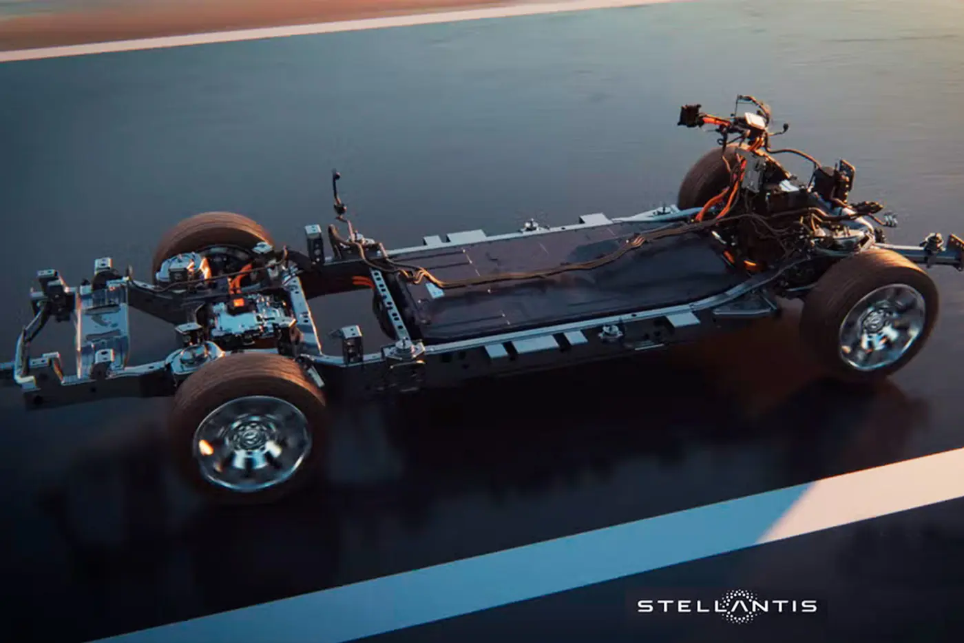 Stellantis рассекретила платформу для электрических и гибридных автомобилей