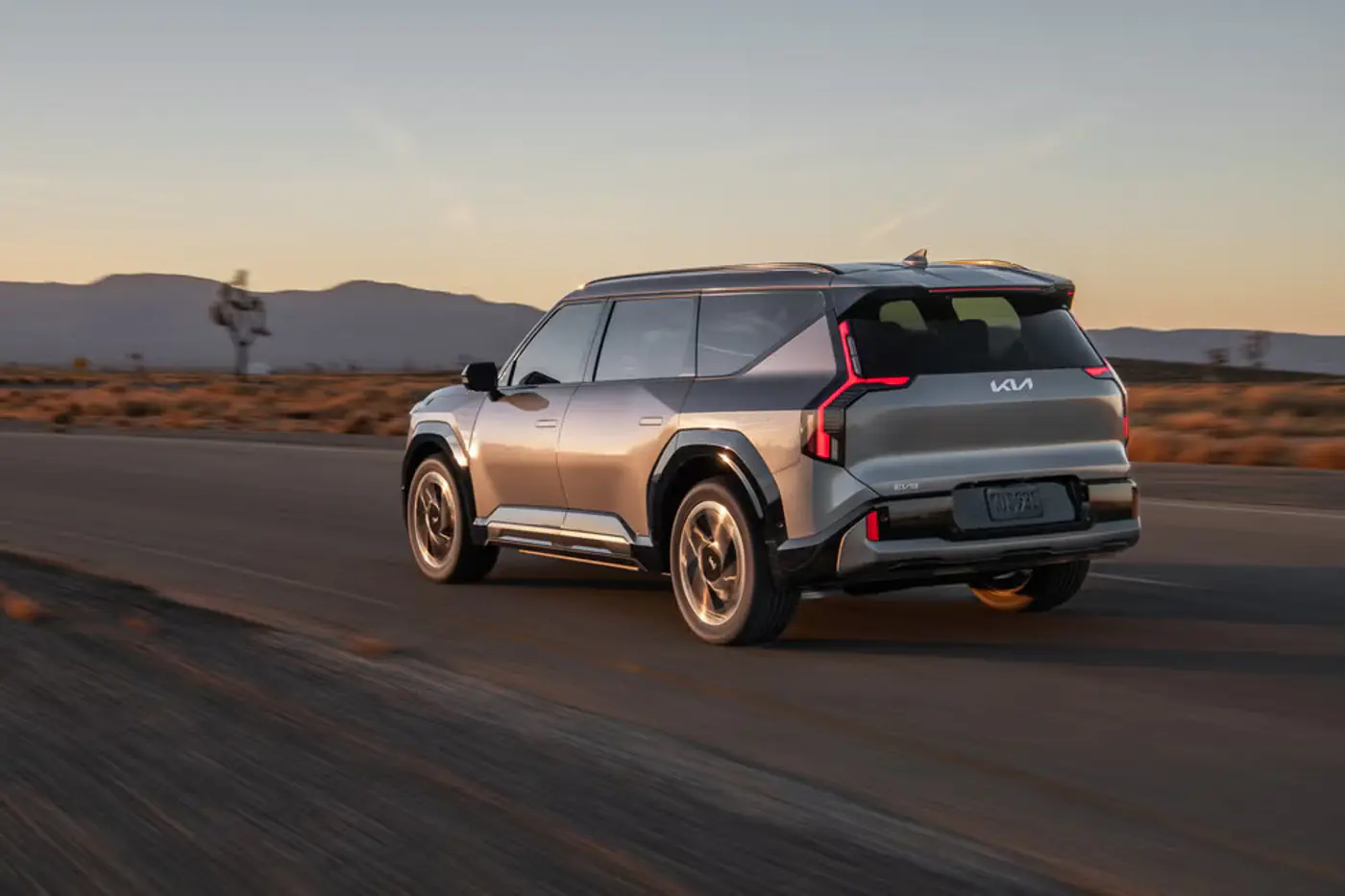 Представлен новый автомобиль Kia EV9 GT 2026 года мощностью в 501 л.с.