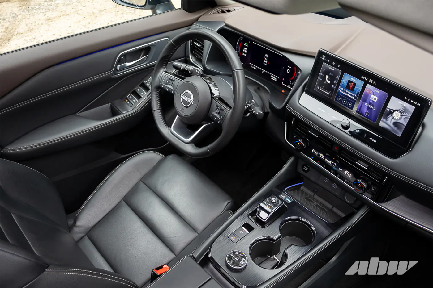 Консерватизм в современном прочтении: тест-драйв Nissan X-Trail E-Power
