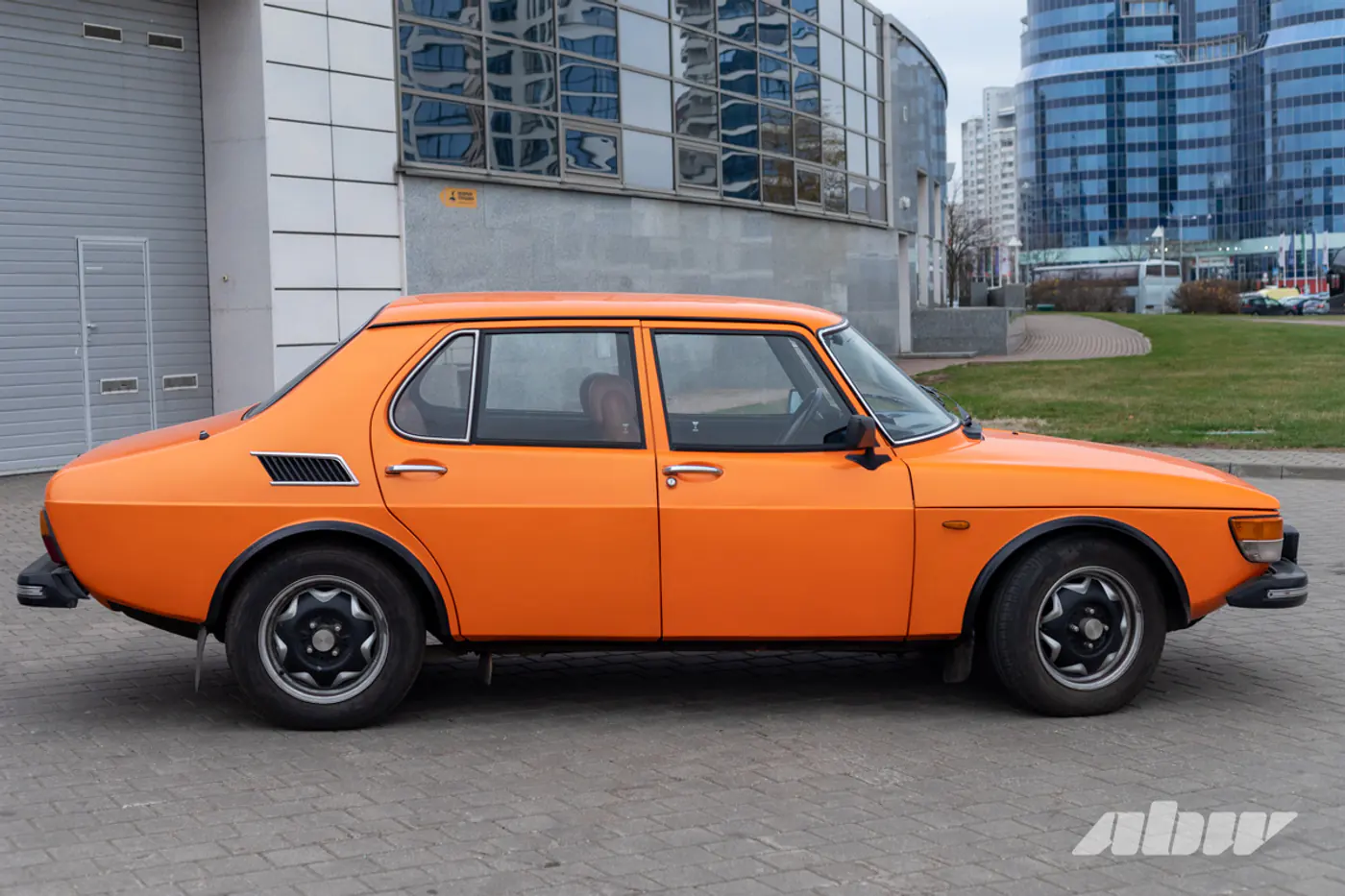Любовь на всю жизнь: чем Saab 99 лучше свежего VW Polo