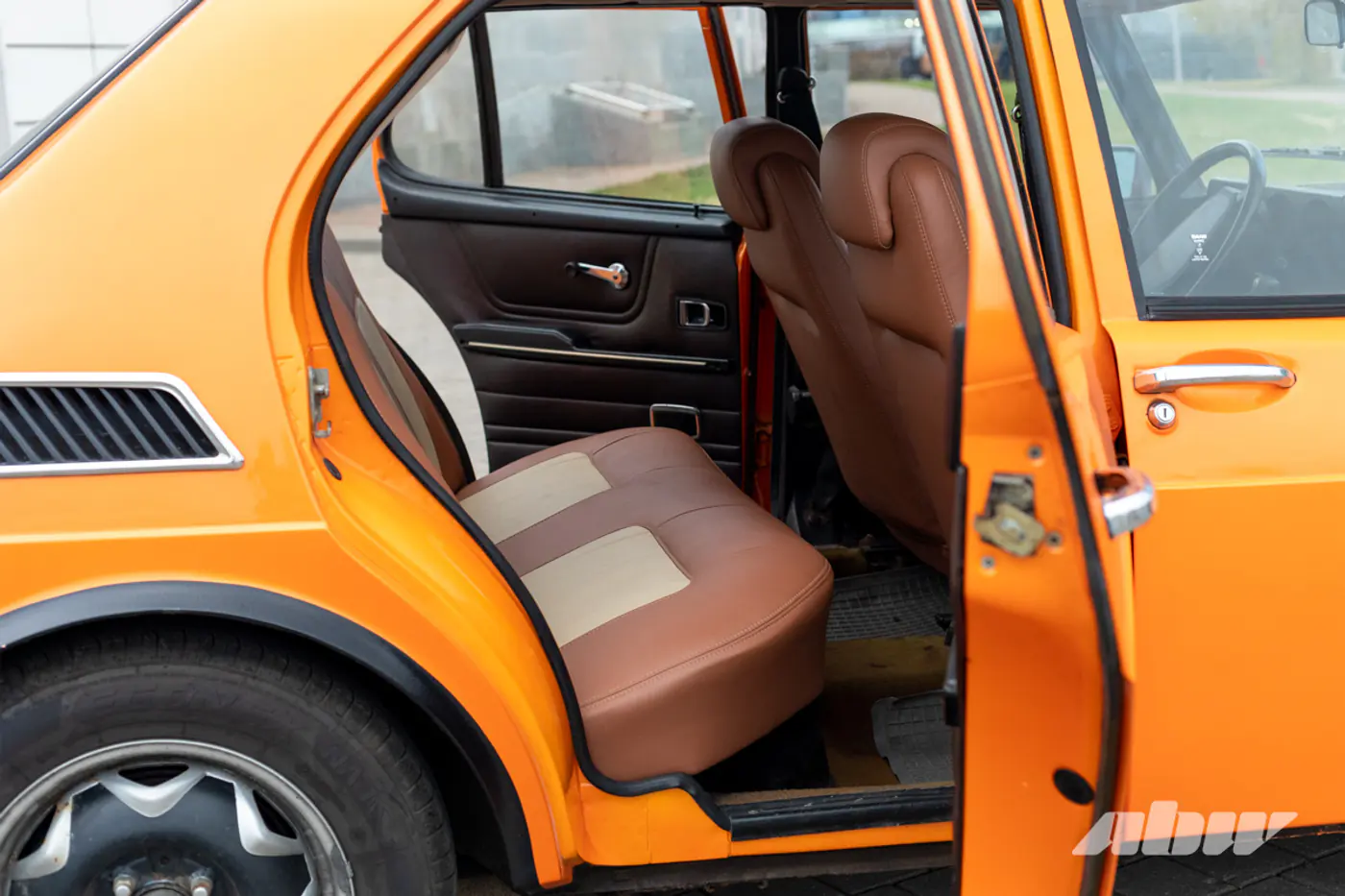 Любовь на всю жизнь: чем Saab 99 лучше свежего VW Polo