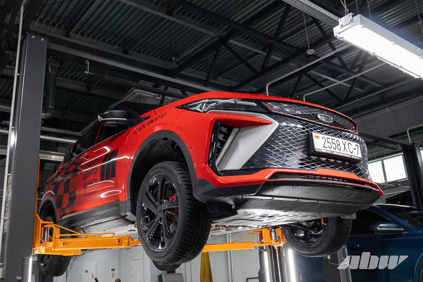 Несите микроскоп: «разборка» нового Geely Coolray