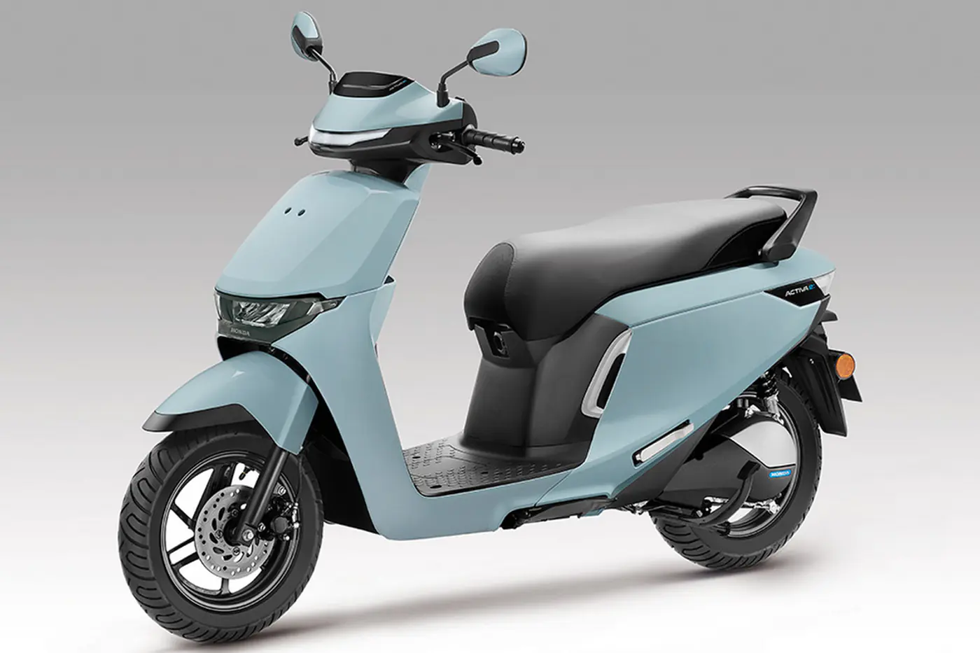 Honda представила электроскутеры ACTIVA e и QC1