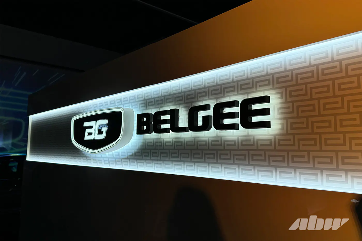 В Минске открыли еще один салон BELGEE и презентовали седан BELGEE S50