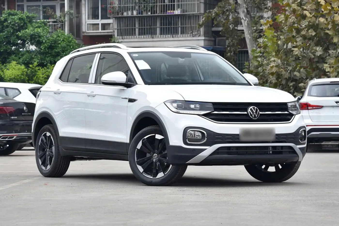 В Россию привезли кроссовер от Volkswagen – он похож на Chery Tiggo 4 Pro