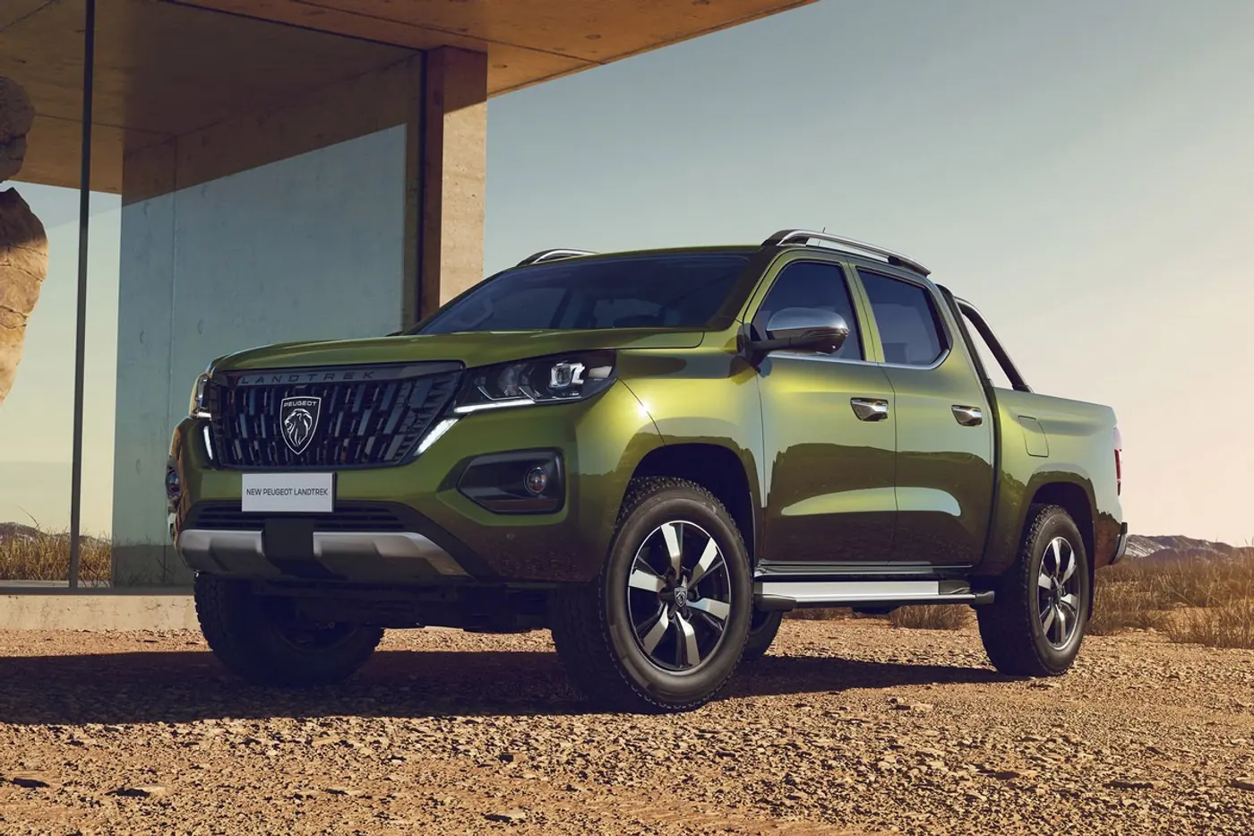 Peugeot обновила рамный пикап Landtrek с китайской родословной