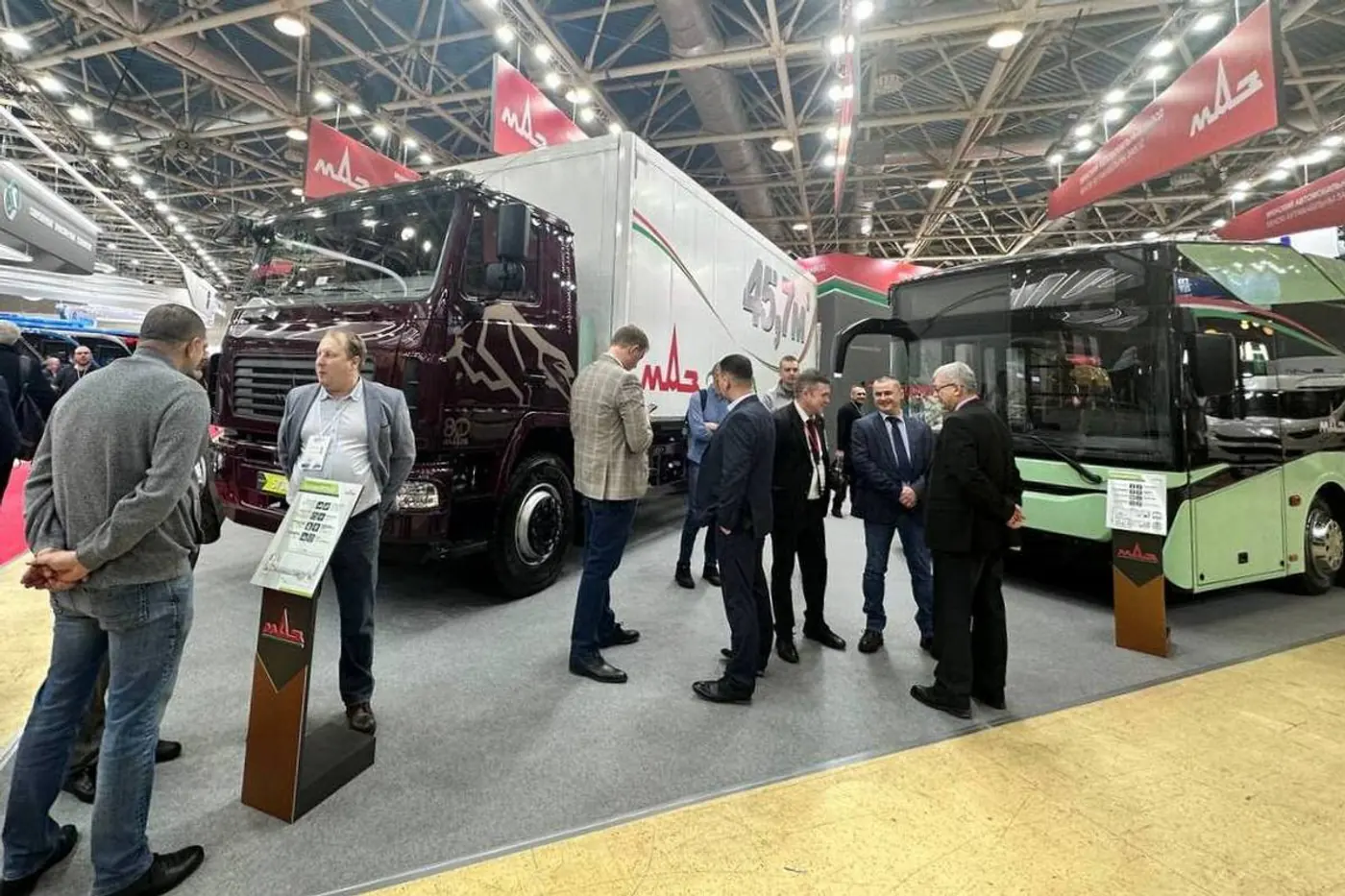 МАЗ рассказал на COMTRANS о моделях автобусов третьего поколения