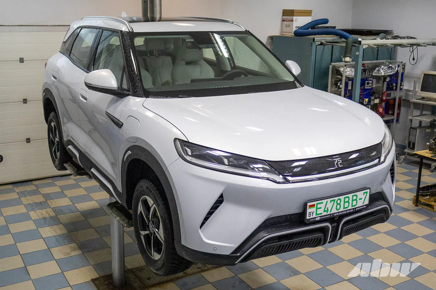 Проще некуда? «Разборка» доступного электрокроссовера BYD Yuan Up