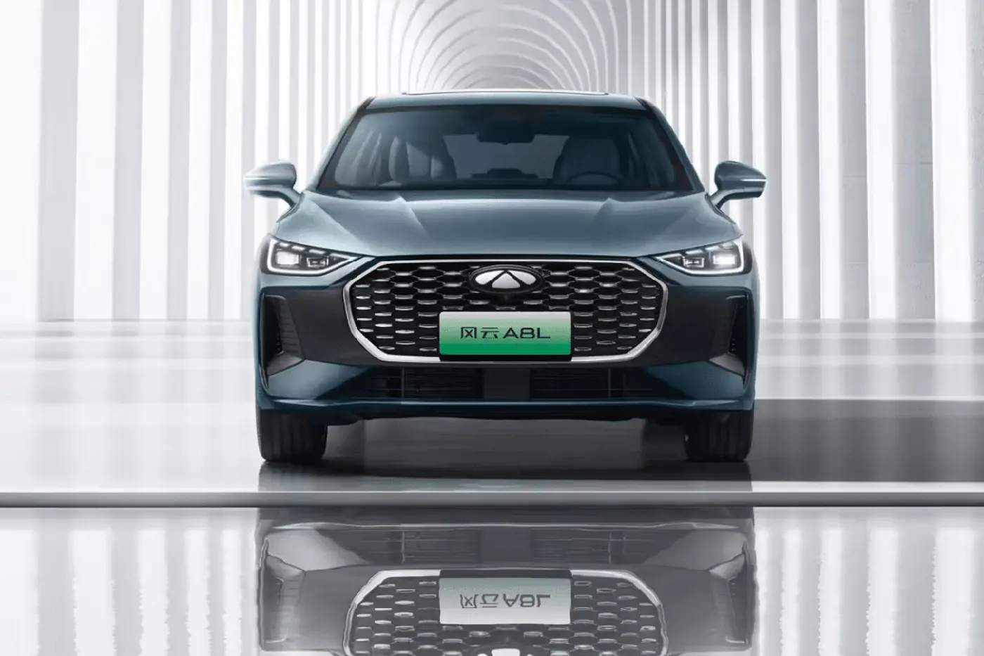 Chery Fulwin A8L претендует на рекорд Гиннесса как гибрид с самым большим запасом хода