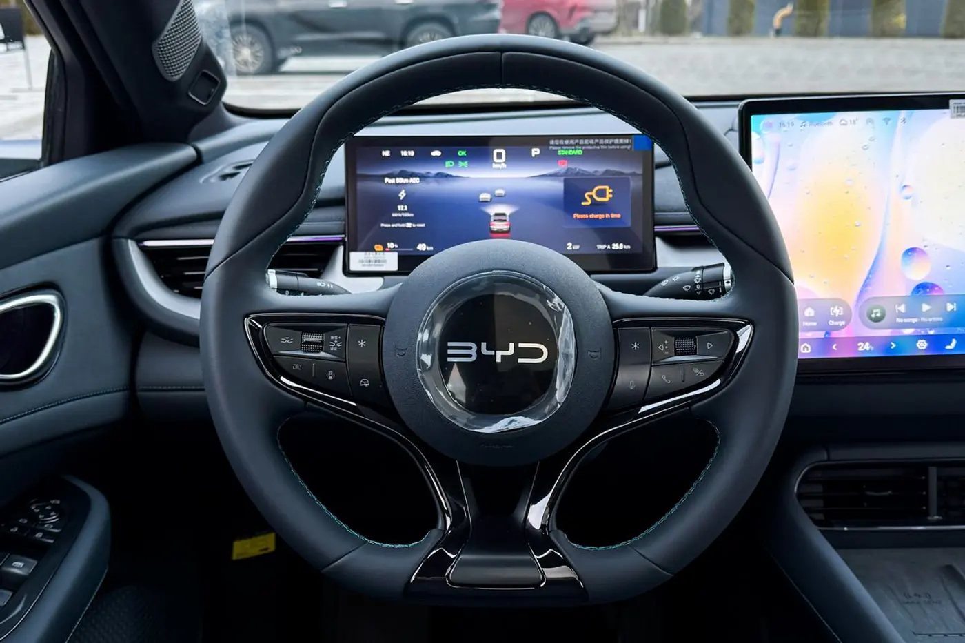 Seal на новый лад: в Беларусь привезли спортивный хэтчбек BYD