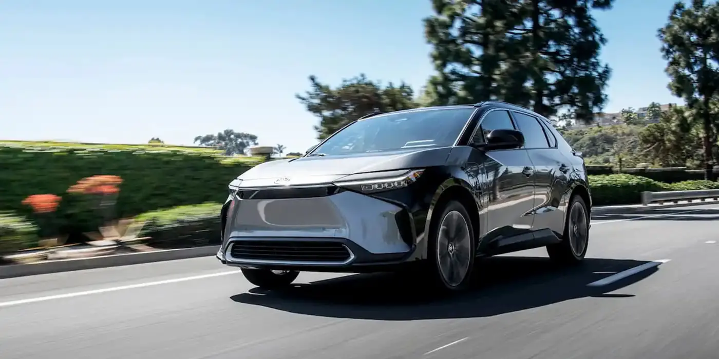 Toyota планирует переименовать свой электрический внедорожник bZ4X