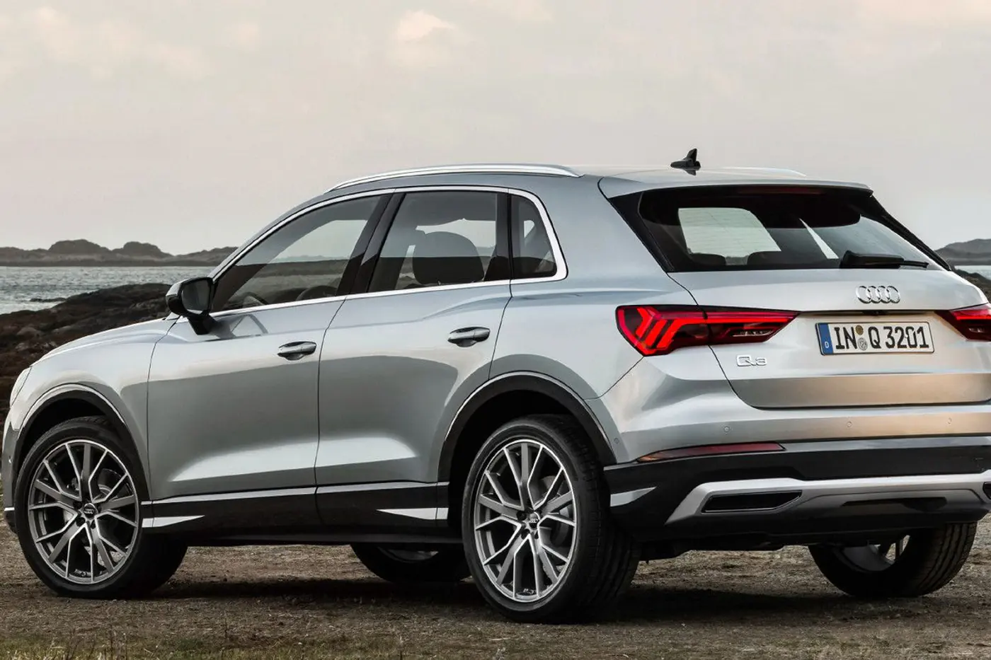 Audi Q3 2025 скоро выйдет на рынок, упор сделан на гибридную трансмиссию