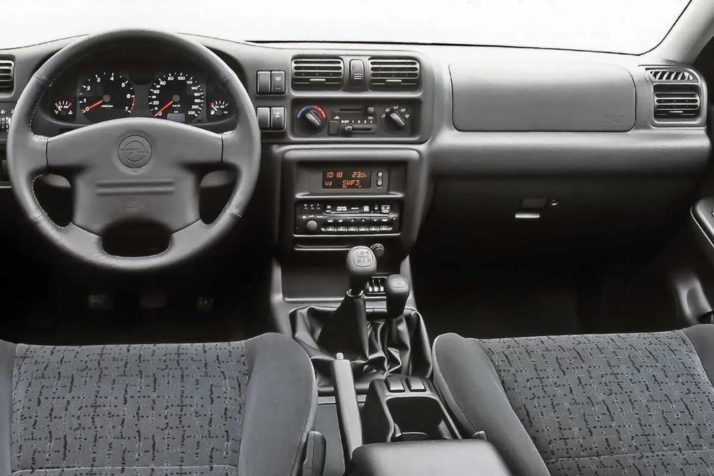 Теперь гибрид или электрокар: возвращение Opel Frontera