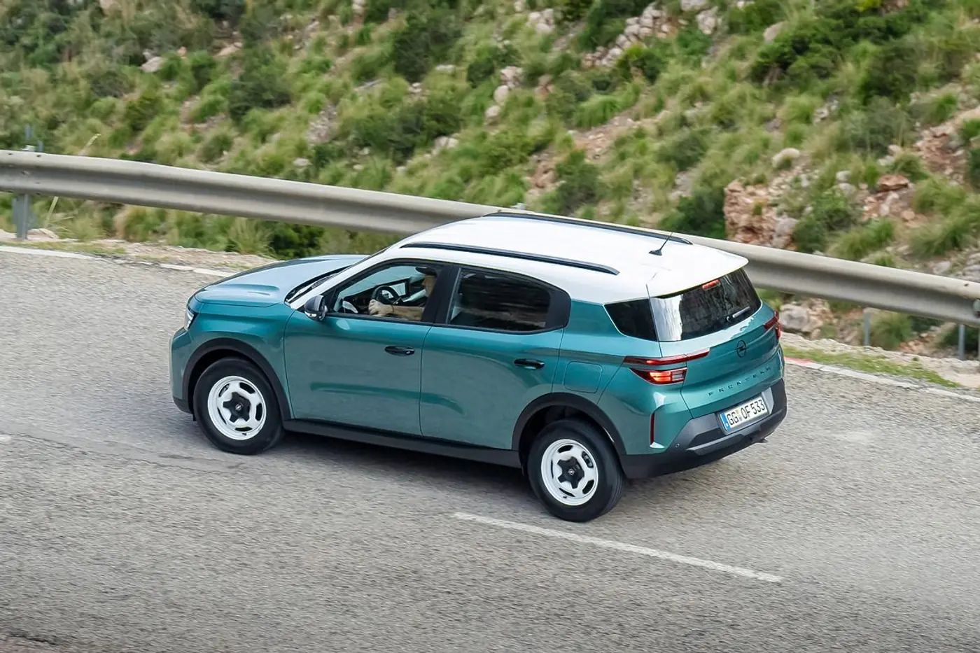Теперь гибрид или электрокар: возвращение Opel Frontera