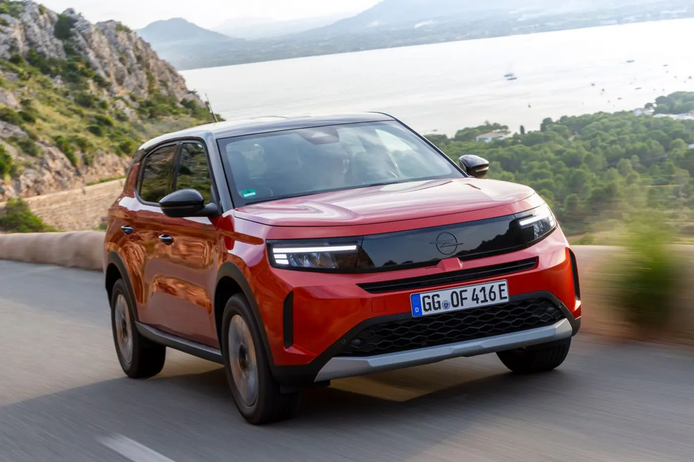 Теперь гибрид или электрокар: возвращение Opel Frontera
