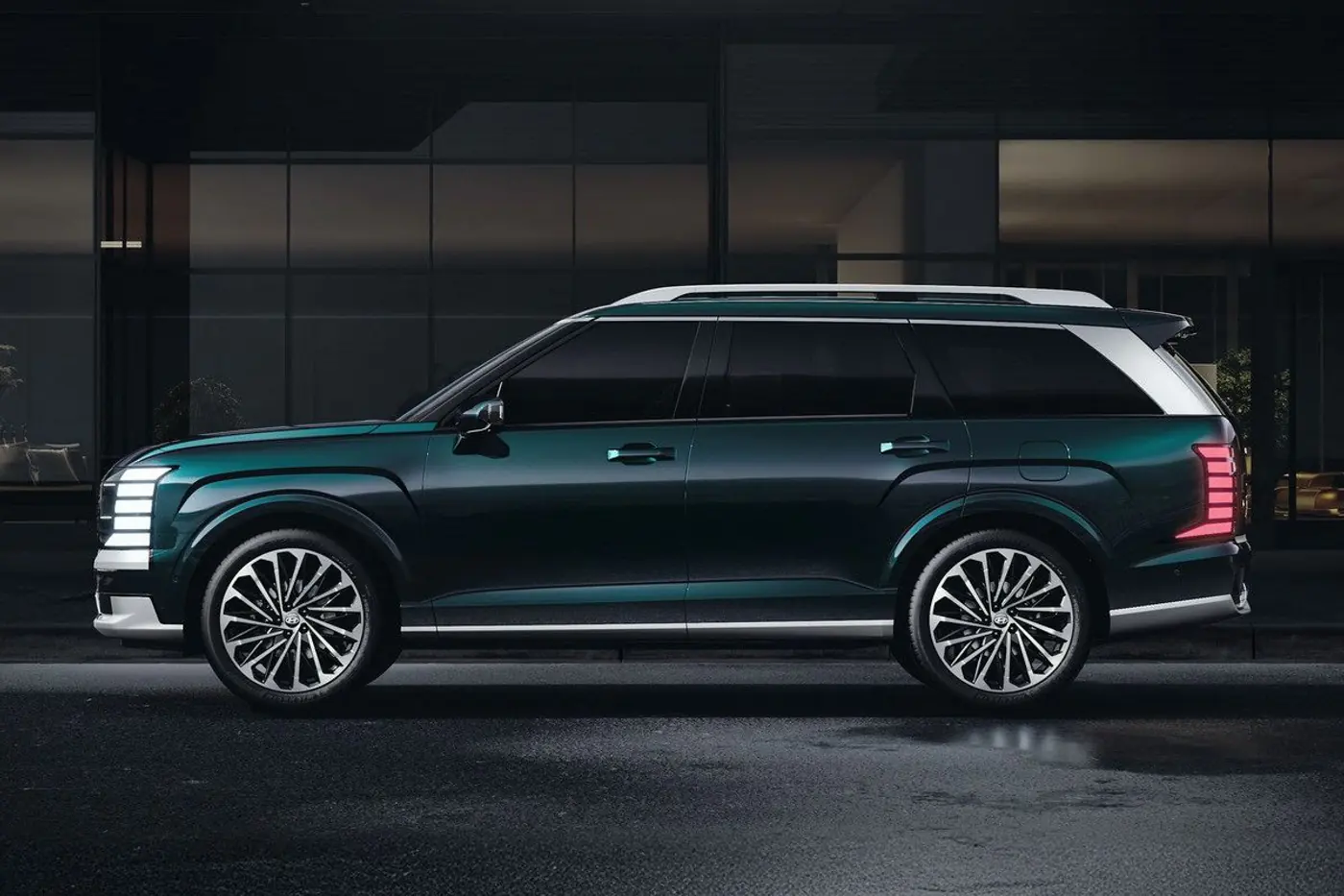 Новый кроссовер Hyundai Palisade: без дизеля, но с гибридной установкой