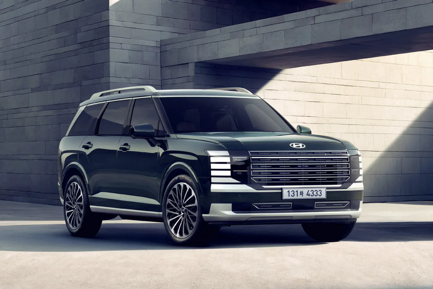 Новый кроссовер Hyundai Palisade: без дизеля, но с гибридной установкой
