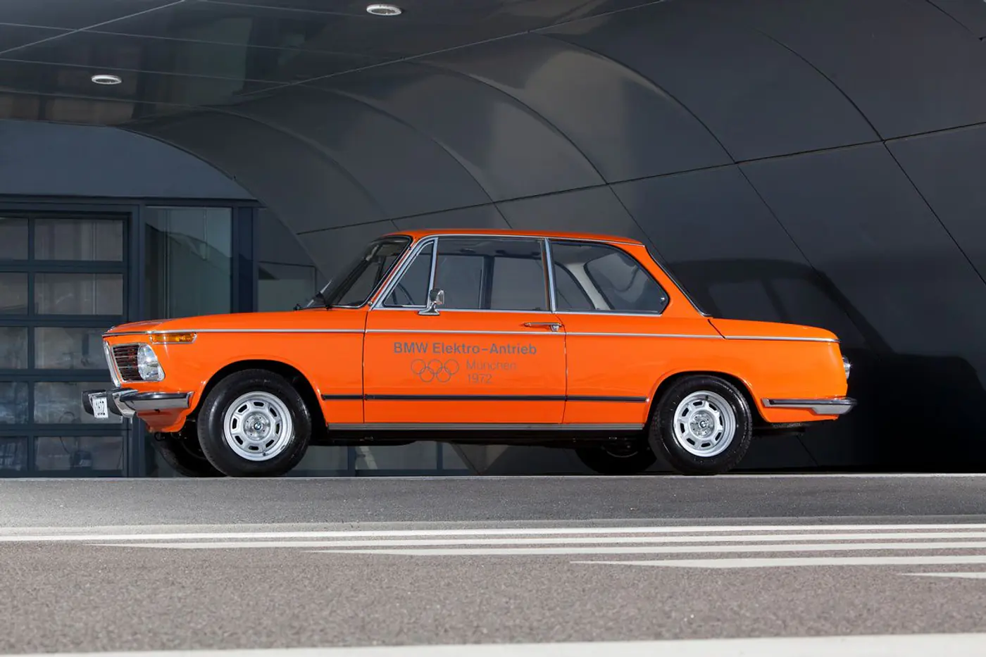 V12, но экологичный: как BMW ставила рекорды на водородомобиле
