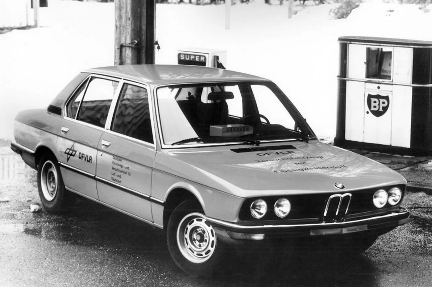 V12, но экологичный: как BMW ставила рекорды на водородомобиле