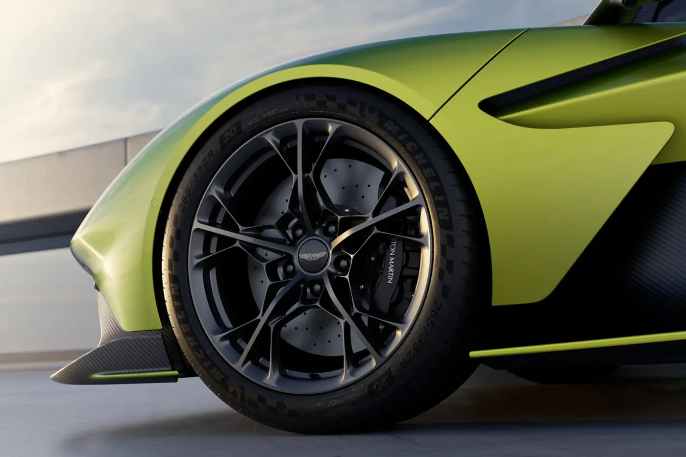 1079-сильная Valhalla: знакомимся с новым гиперкаром Aston Martin