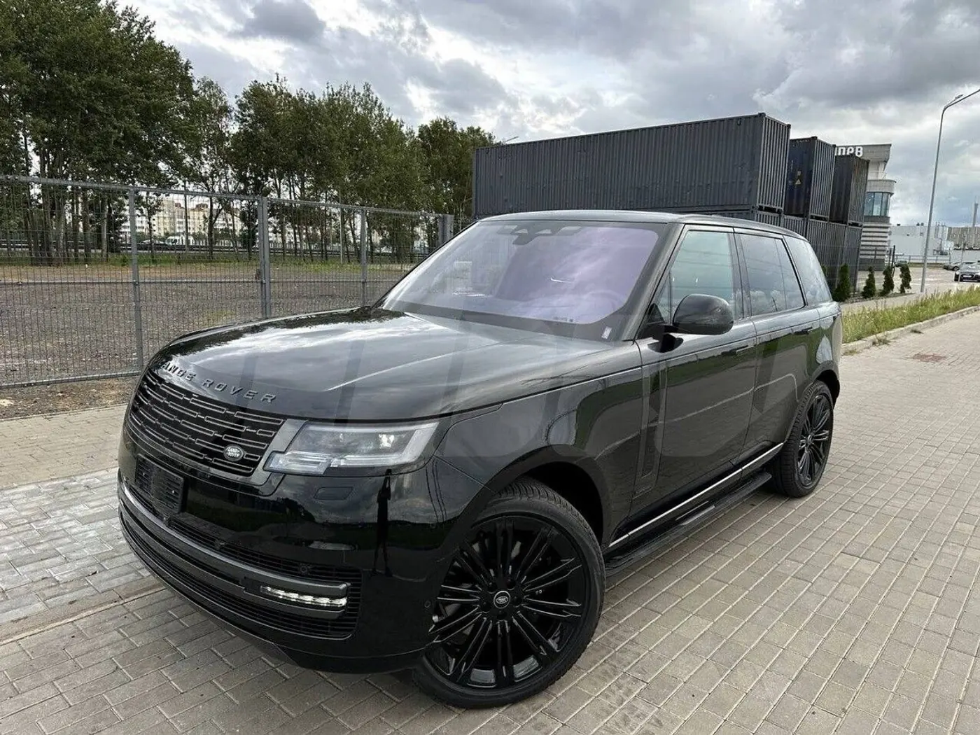 Квартиру купить можно, а то и две: самые дорогие автомобили из базы ABW