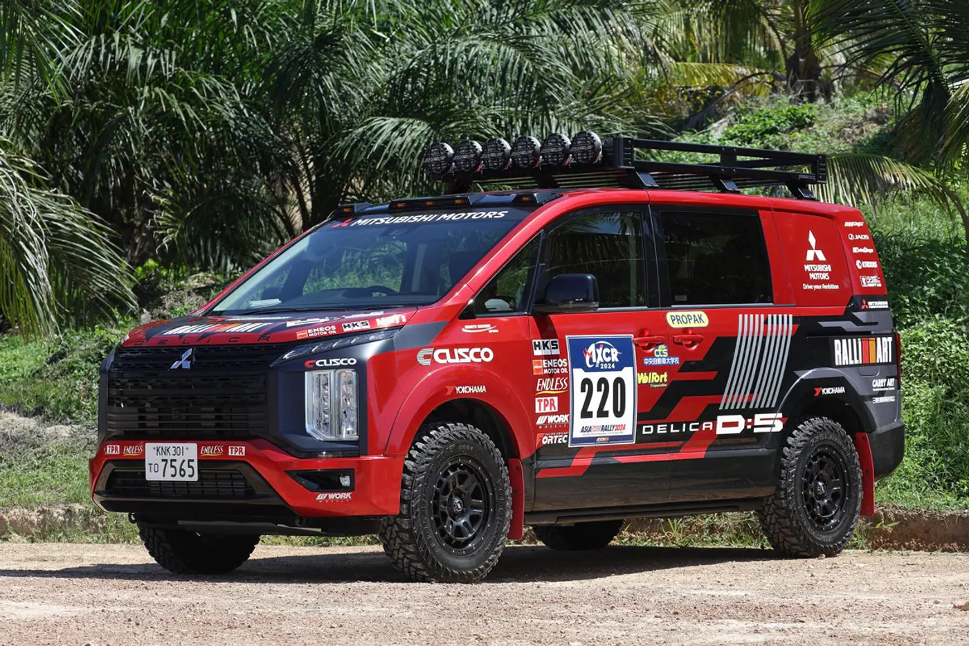 Mitsubishi подготовила 7 кастомизированных моделей для Токийского автосалона